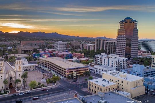 Tucson, Arizona skyline