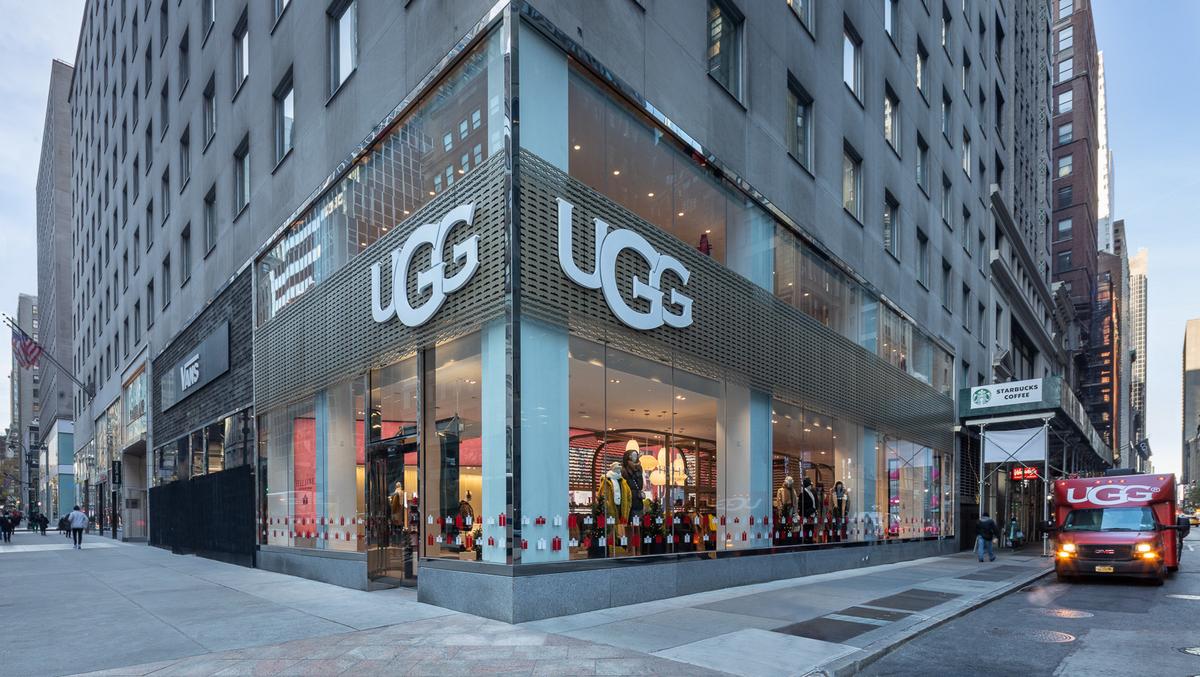 ugg store square one