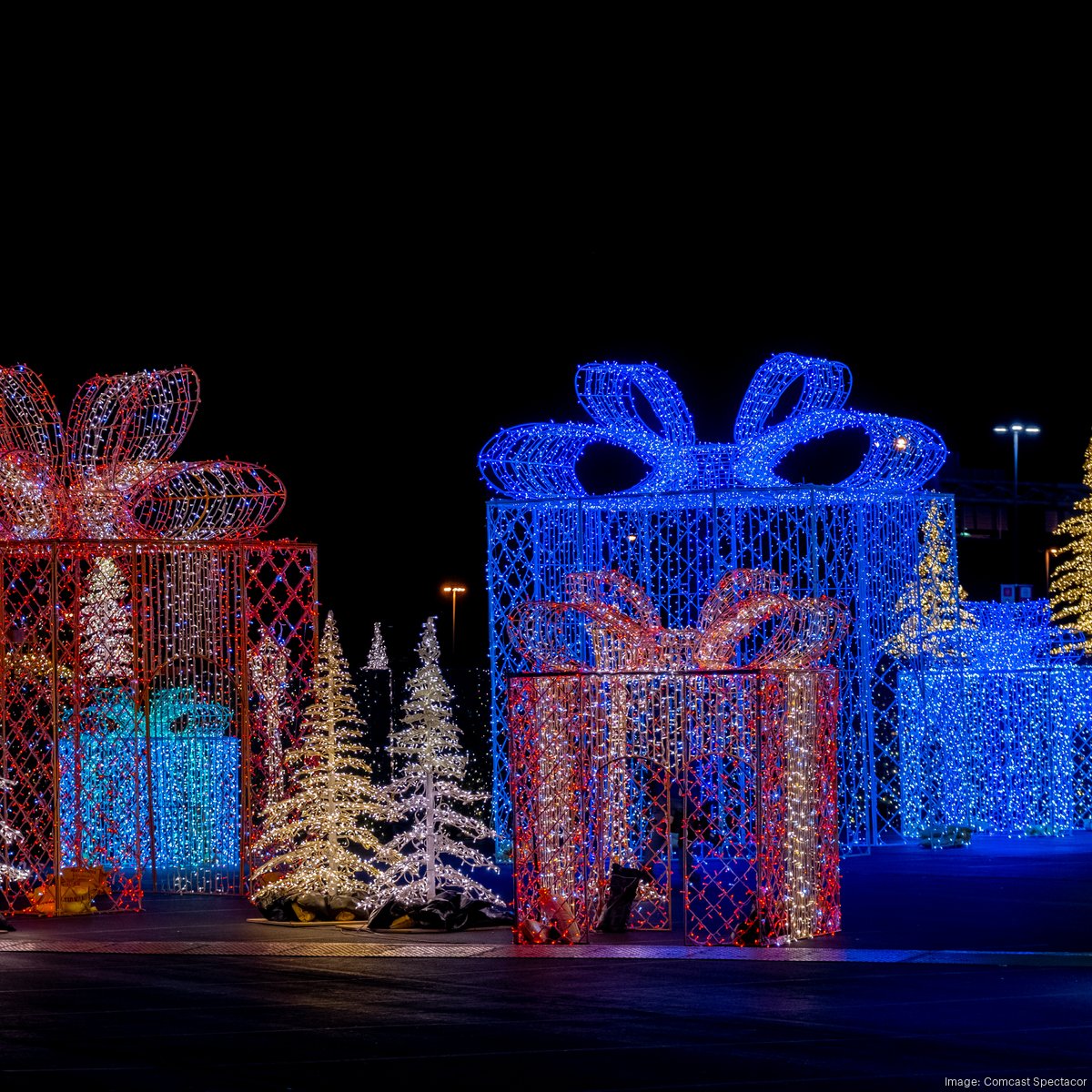 Comcast Spectacor to hold 5-acre 'Tinseltown' holiday event in