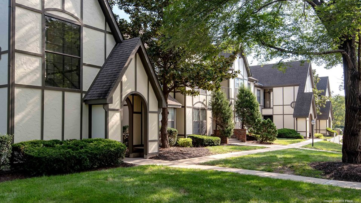 Avenue Living purchases 4 Prairie Village apartment communities from