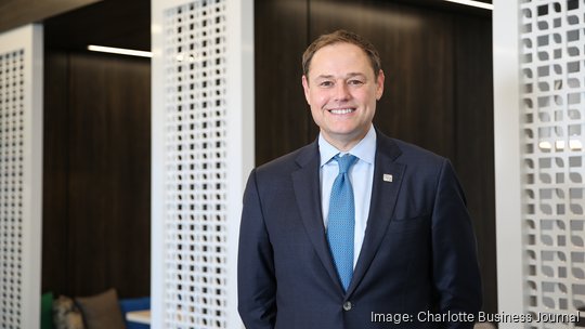 fifth third bank president tim spence mk012