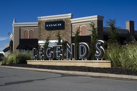 Legends Outlets adds luxury retailer Vera Bradley - Kansas City Business  Journal