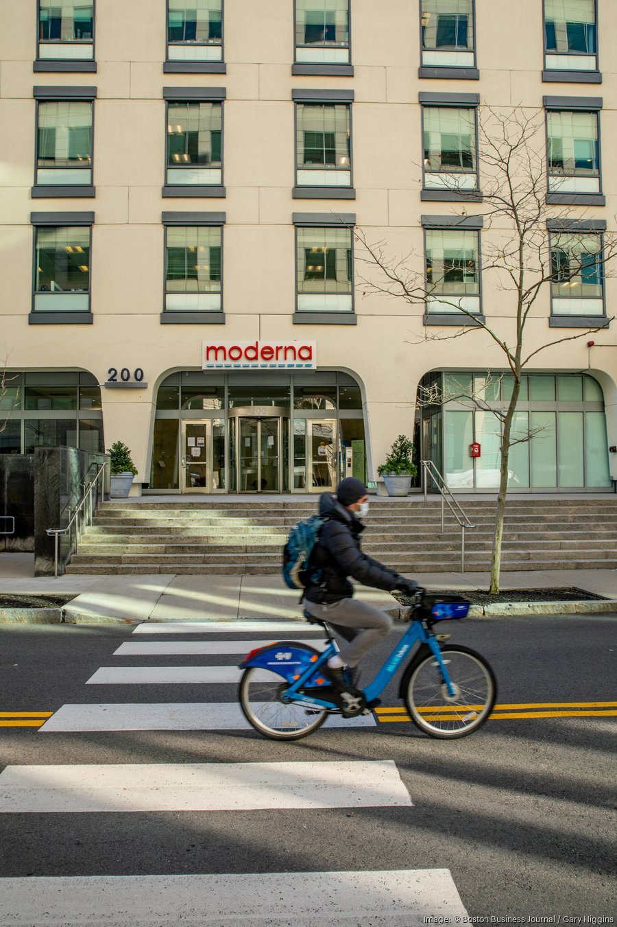 How Moderna's cost-cutting moves hit a Bay Area biotech - San Francisco ...