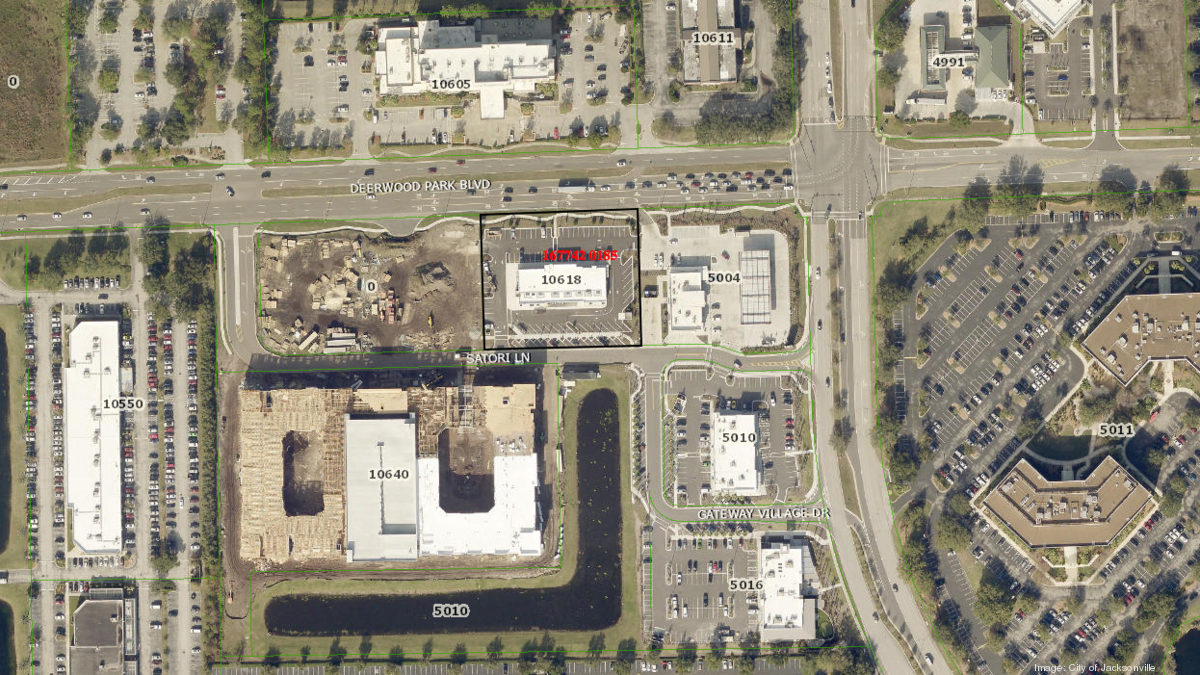 A south Jacksonville shopping center sold for more than 5 million in a