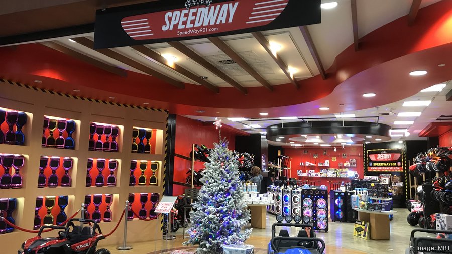 Baha Hamed, Moe Ginem, and Mahmod Saada open Speedway stores at ...