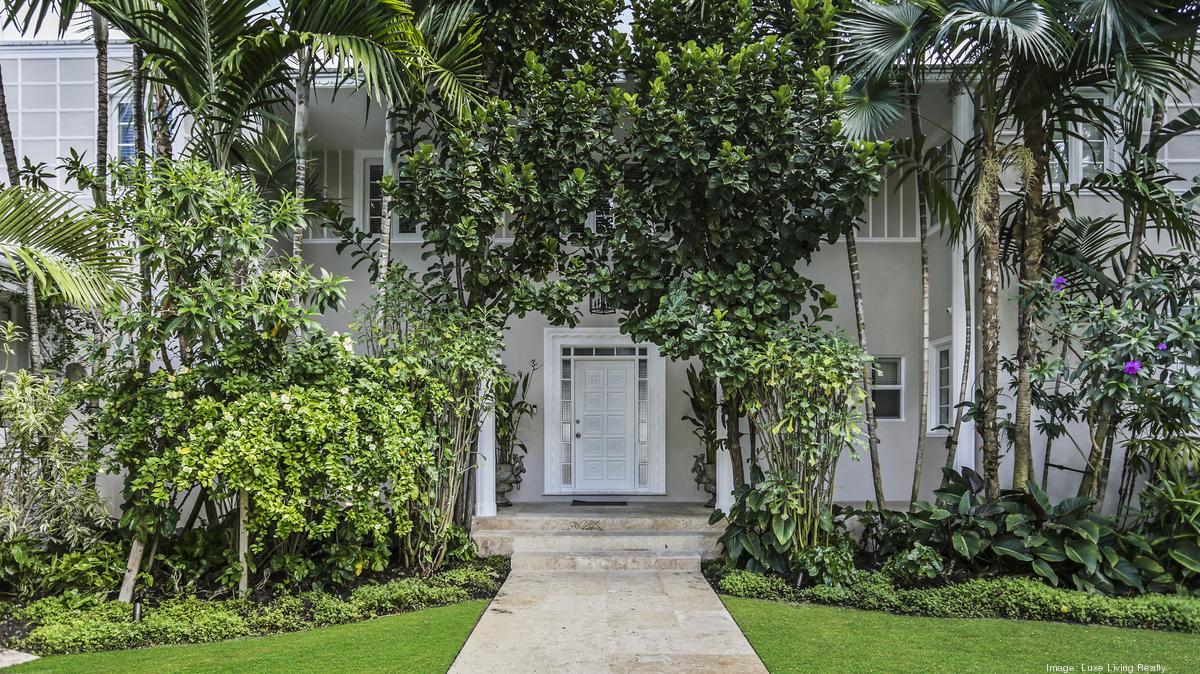 Miami Beach mansion where Elizabeth Taylor lived with William Pawley