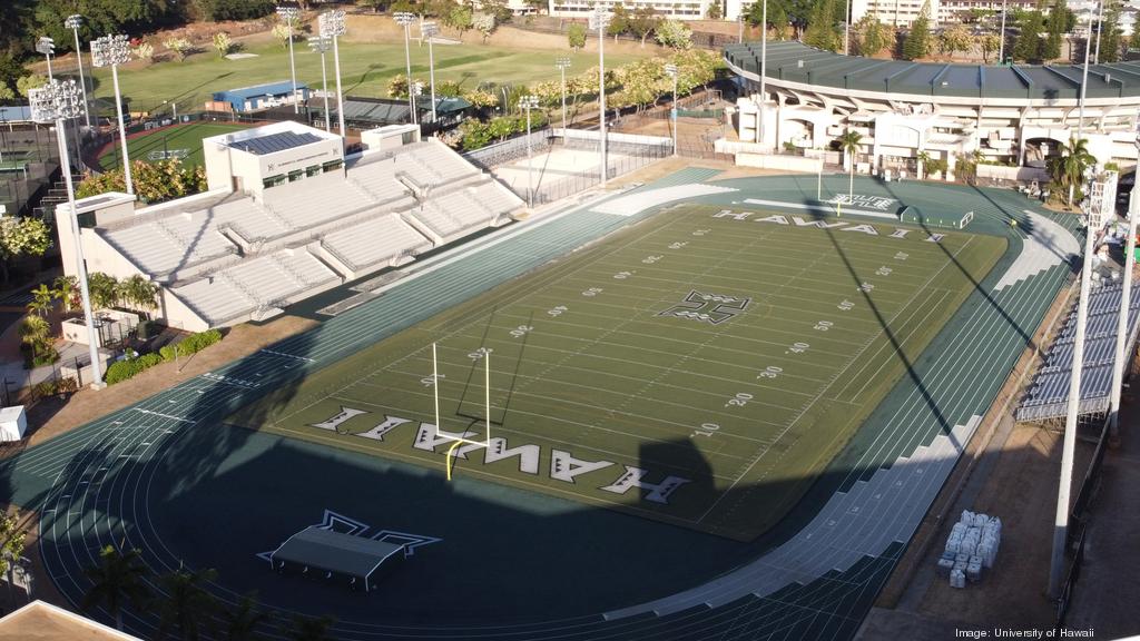 Football - University of Hawai'i at Manoa Athletics