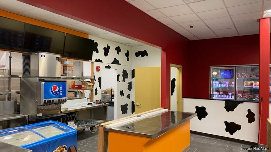 MooSa’s burger and custard concept nears opening of first yearround