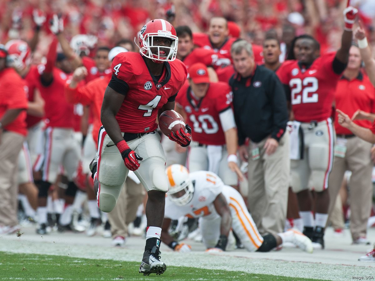 Brock Bowers Georgia Bulldogs Football White Uniform Student