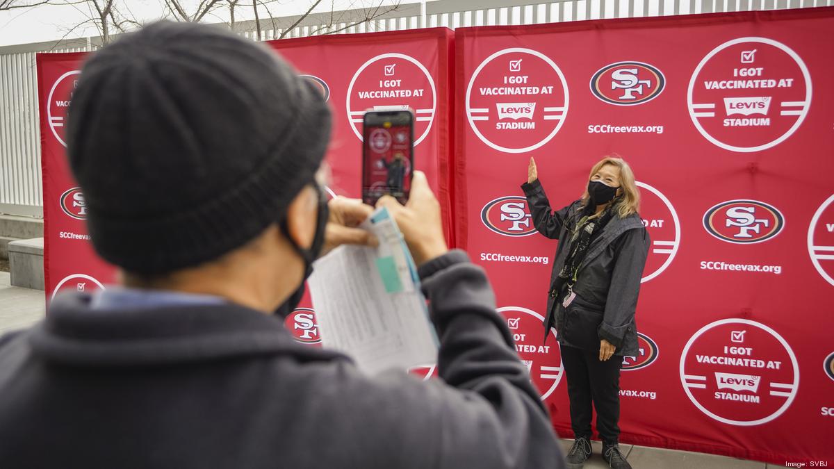 Gov. Gavin Newsom helps open Levi's Stadium as Covid-19 vaccination spot -  Silicon Valley Business Journal