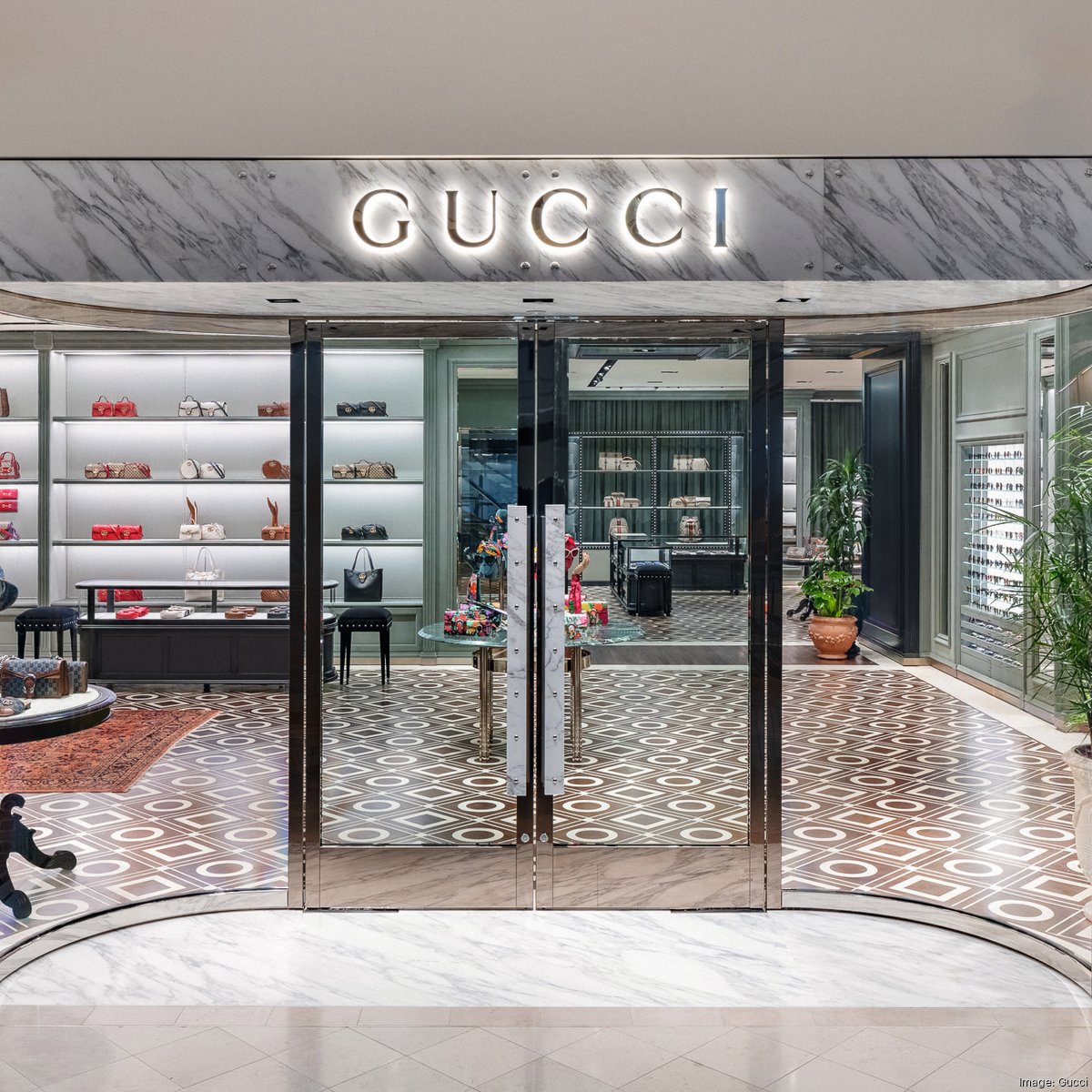 Gucci is Now Open at Easton - Easton Town Center