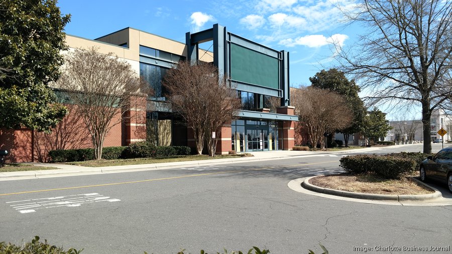 A Visit to SouthPark Mall (NC) (Feat. Multiple Anchors) 