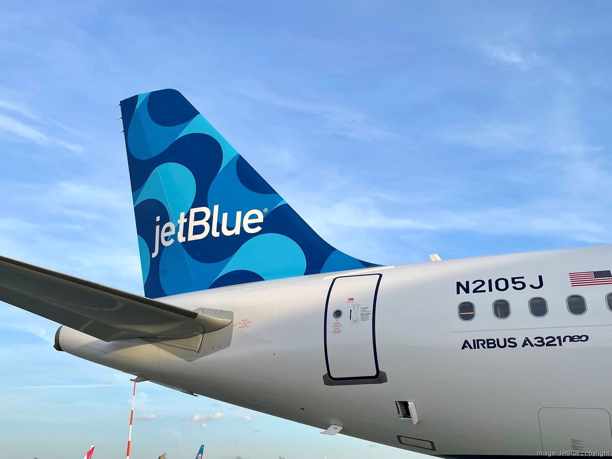 JetBlue inflight crew members approve five-year contract - New York  Business Journal