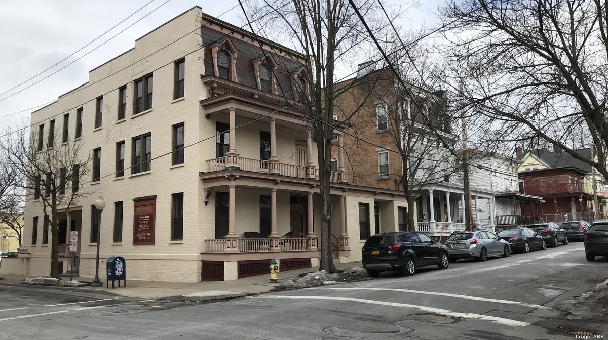 Brooklyn broker, investor buys Phila Street office building in Saratoga