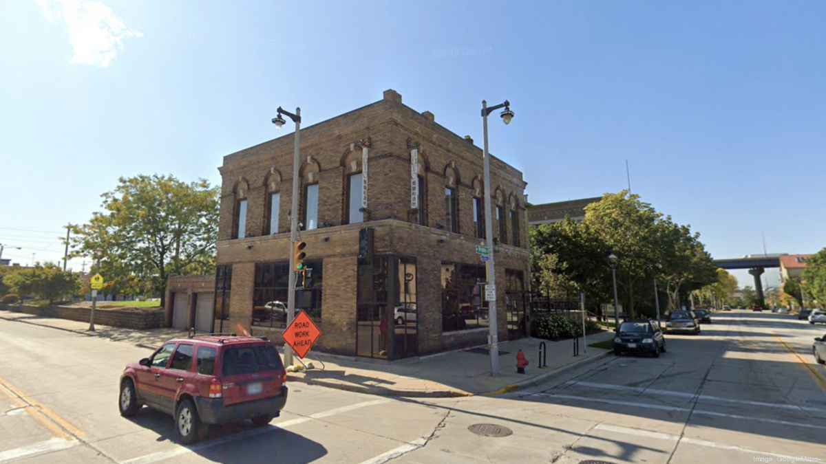 Schlitz tavern in Walker's Point sells for restoration with apartments