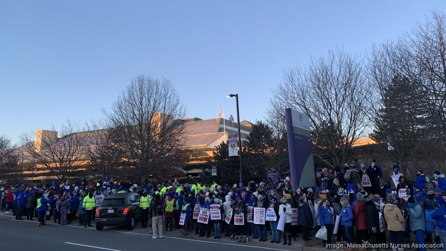 Worcester's Saint Vincent Hospital, nurses struggle to agree on issues as strike stretches to