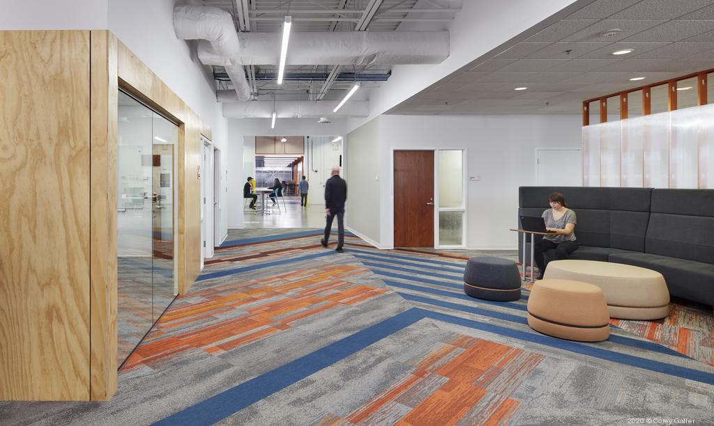 Sun Country Airlines office