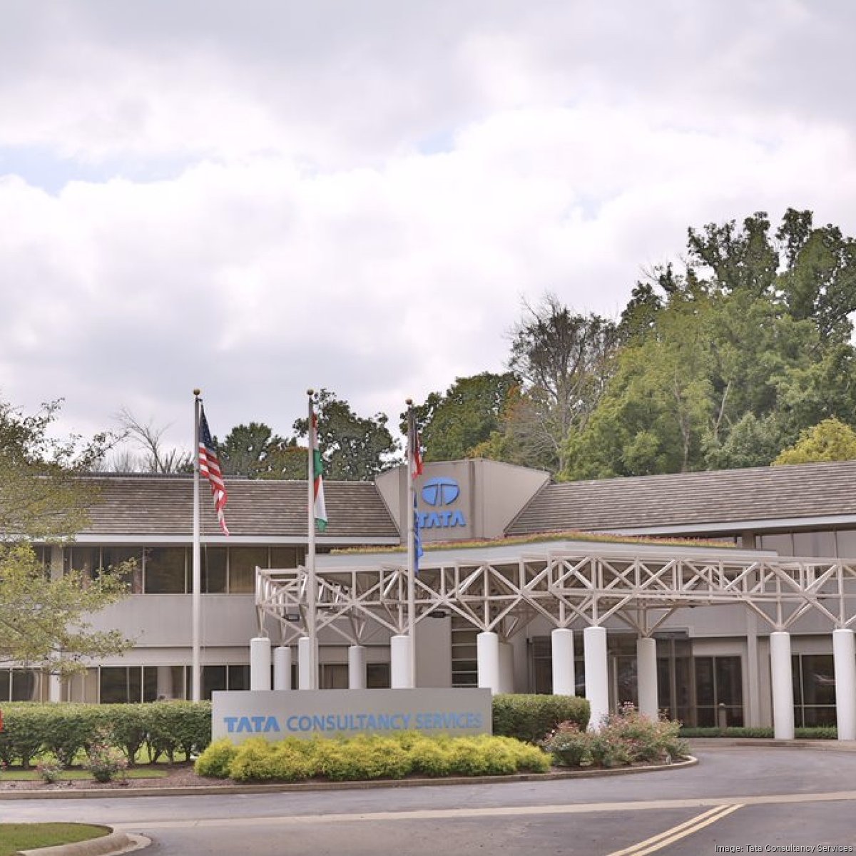 Tata Consultancy Services to hire 800 employees, invest $518