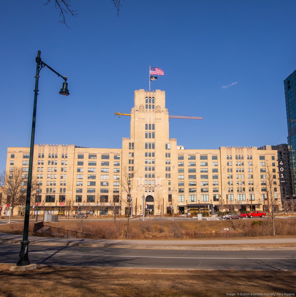 Developer files plans to replace the Fenway Star Market with an 11-story  life-sciences building