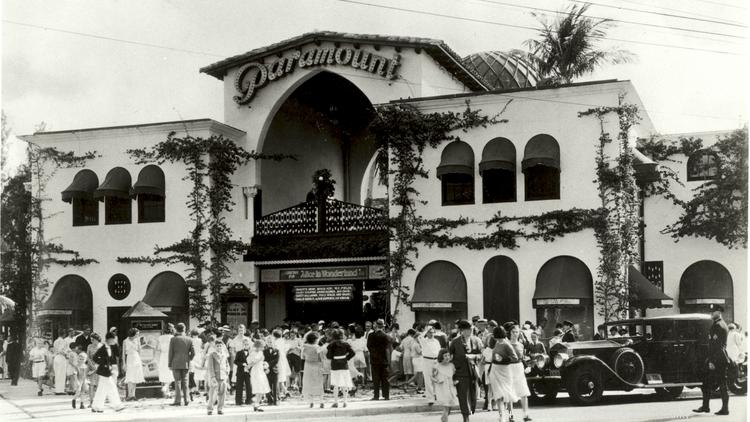 Details about   Paramount Theatre  Vtg Cars Corner Street Scene Palm Beach,FL Vtg 40's Postcard 