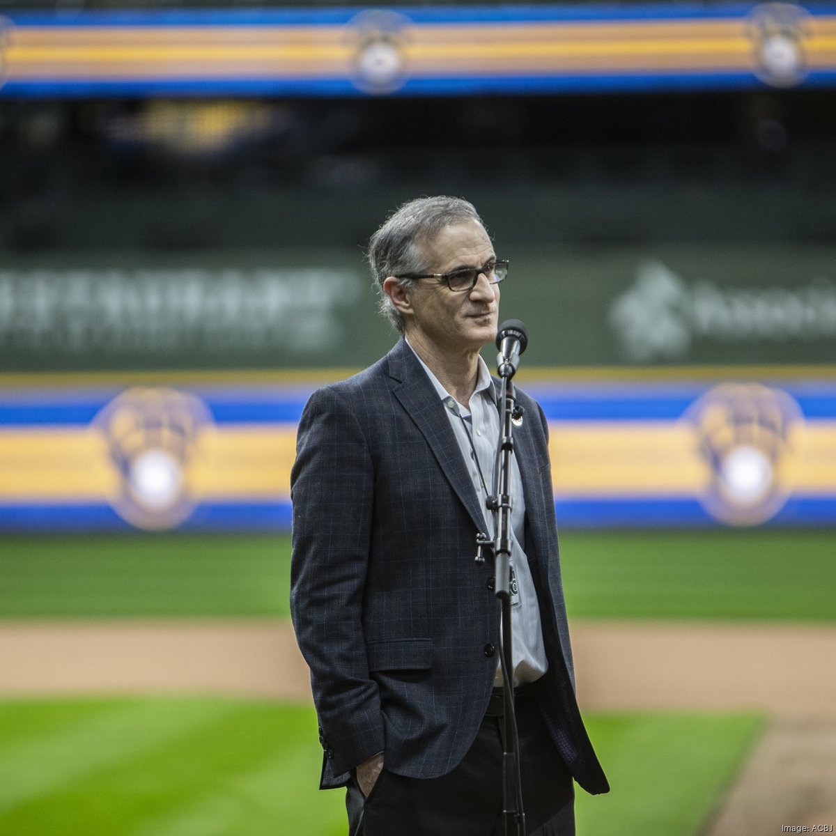 Brewers will open stadium gates half-hour earlier on Saturdays