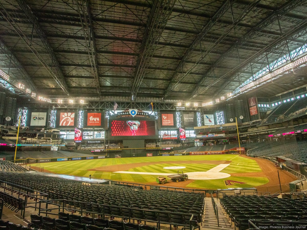 Love it or leave it? Diamondbacks must make decision about Chase Field