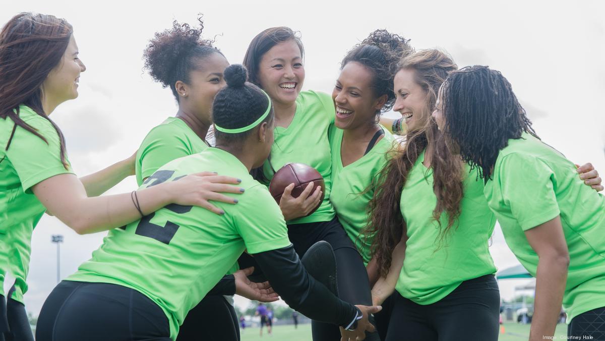 NFL partners with athletic association to bring women's flag football to  two-year colleges - Bizwomen
