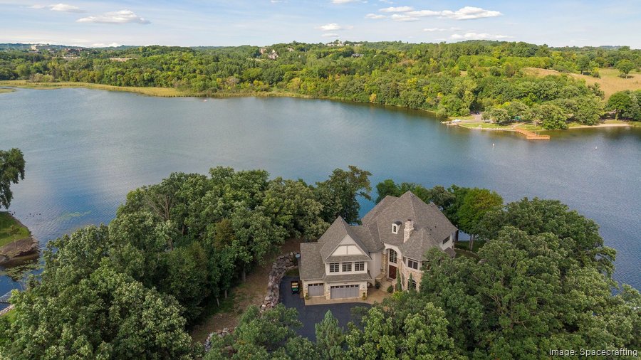Custom home on Bryant Lake in Eden Prairie listed for 2.99M (Photos) Minneapolis / St. Paul