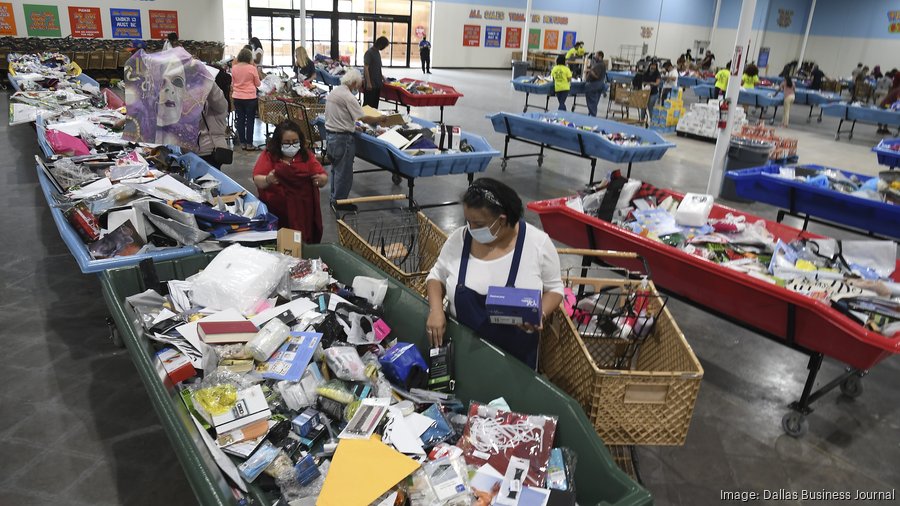 Crazy Cazboy's, ultradiscount retailer, chooses Arlington for first