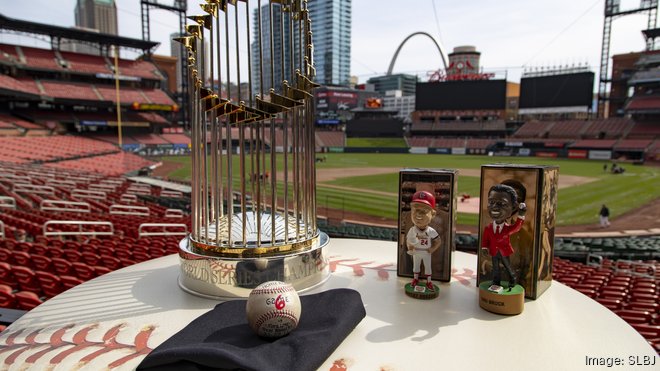 Cardinals: Giant World Series trophy in downtown St. Louis