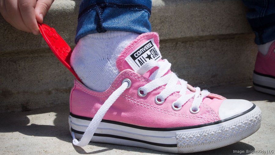 Zappos best sale kids converse