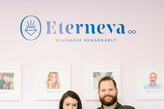 EXTRA Eterneva founders Garrett Ozar Adelle Archer w Customers