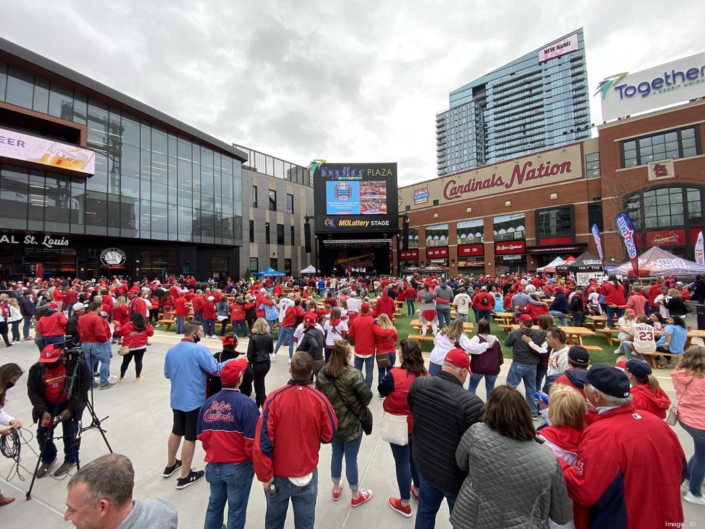 Busch Stadium gears up for fans' return to baseball - ABC17NEWS