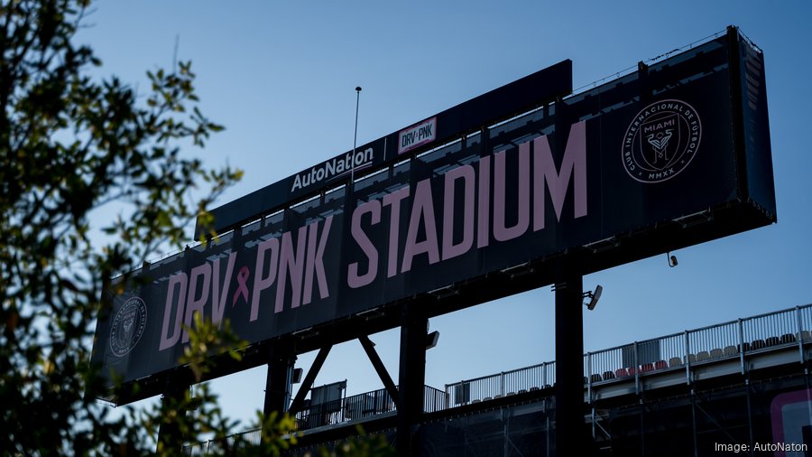 LoanDepot (NYSE: LDI) secures naming rights for Marlins Park - South  Florida Business Journal