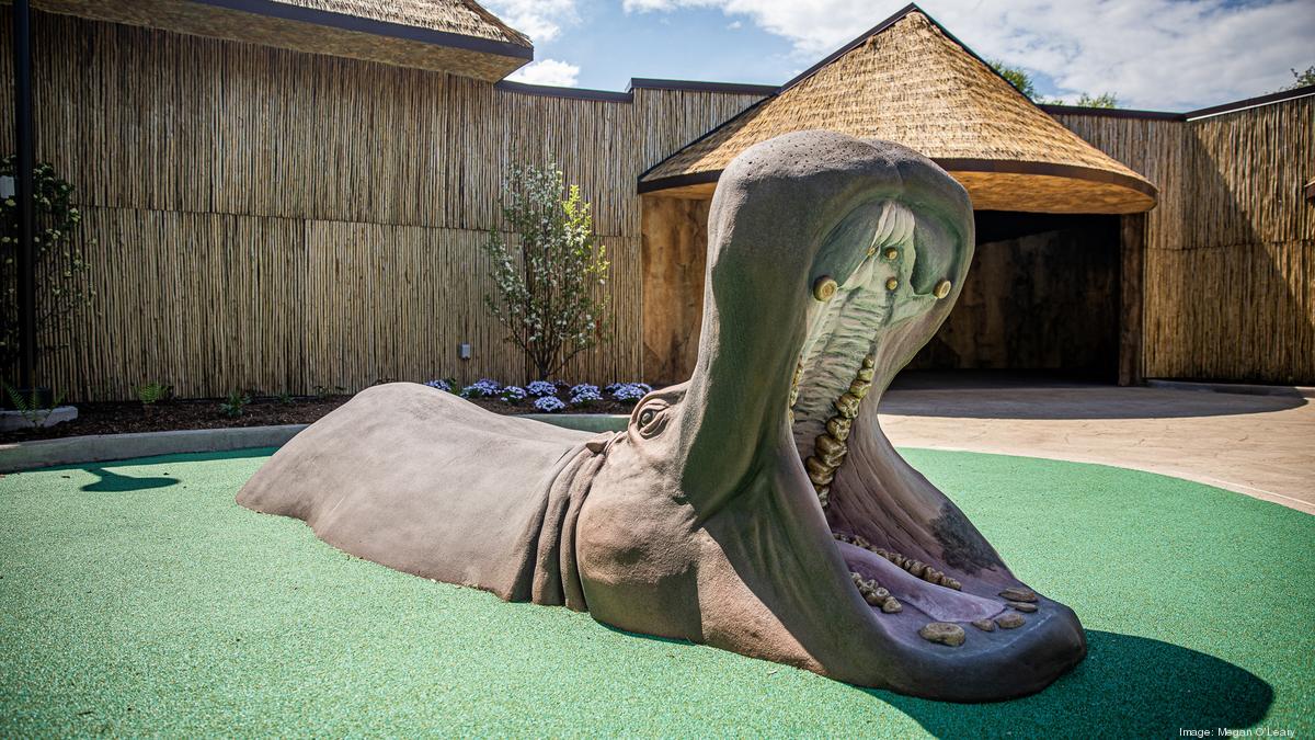 Milwaukee County Zoological Gardens Dohmen Family Foundation Hippo