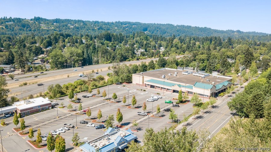 West Linn retail property sells for 6M to private Portland investor