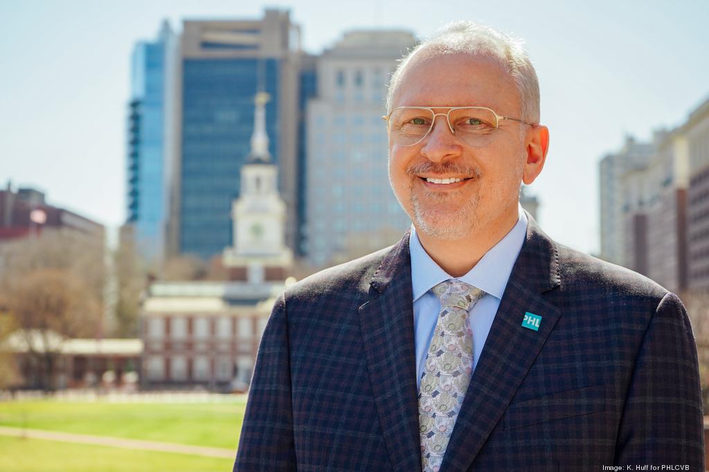 Philadelphia Eagles' grounds crew chief Tony Leonard prepares for 2026 FIFA  World Cup in United States