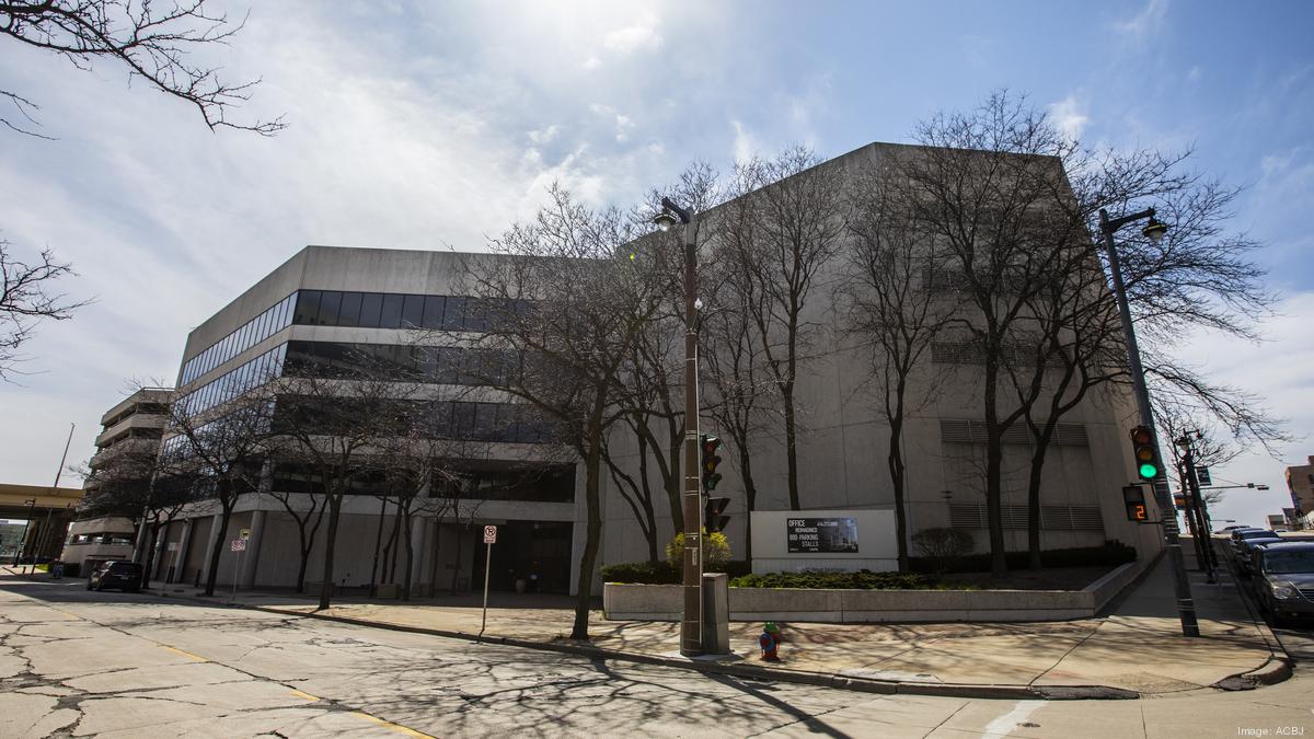 Milwaukee Tool Closes On Purchase Of Downtown Milwaukee Office Site Milwaukee Business Journal