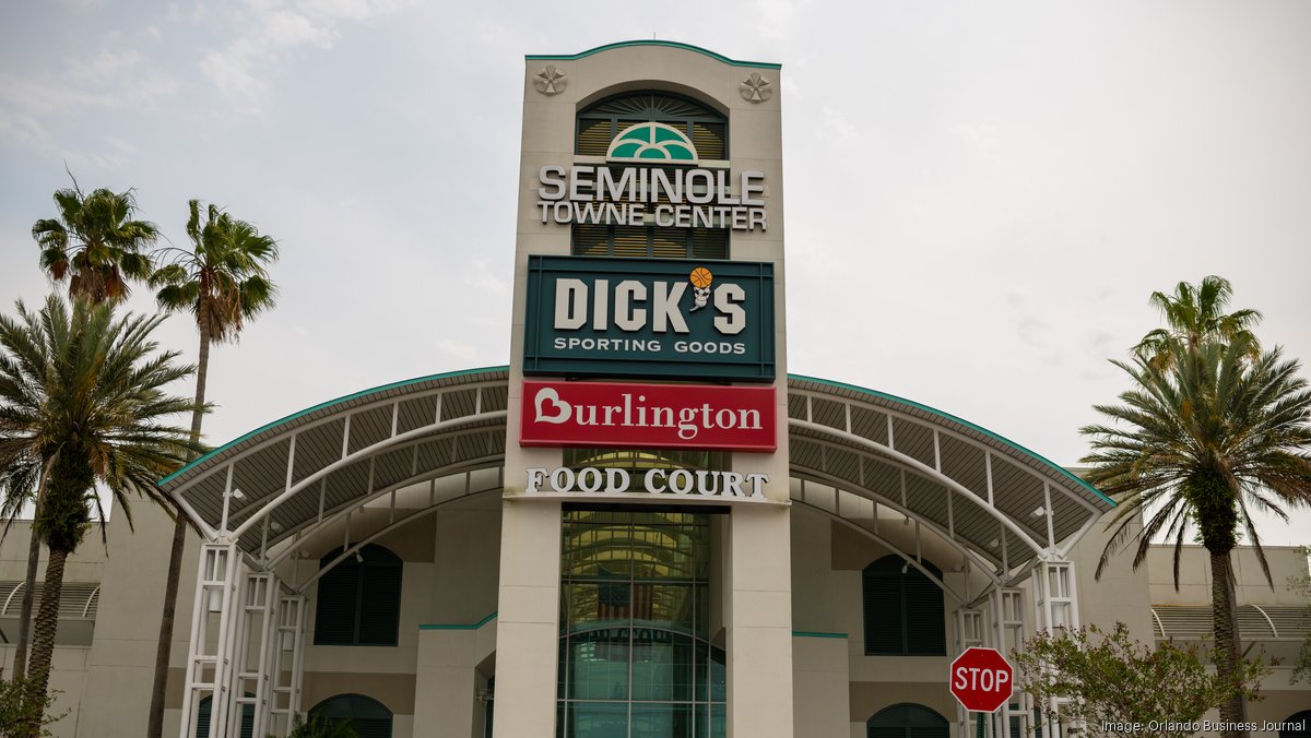 Florida's Seminole Towne Center to get apartments on Macy's site