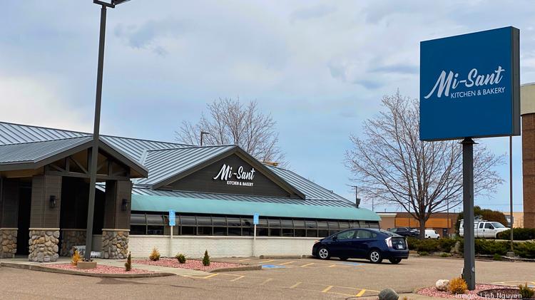Fast Casual Vietnamese Restaurant Mi Sant Banh Mi Co Opening Roseville Location Minneapolis St Paul Business Journal