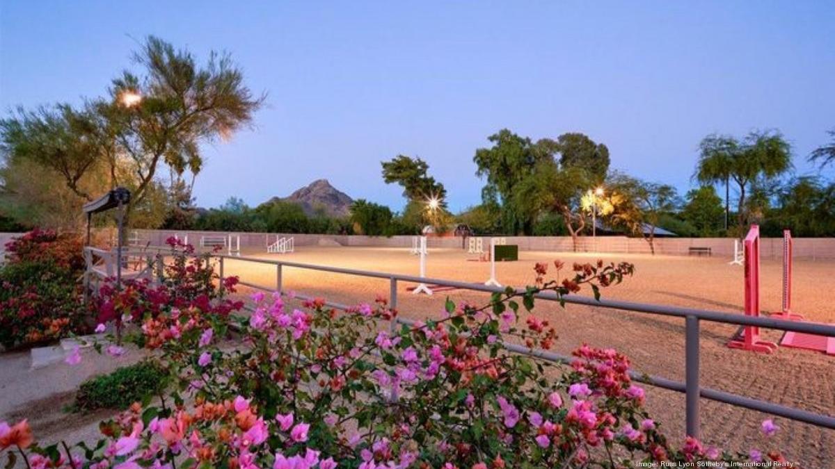 To commemorate the Kentucky Derby, see the Phoenixarea's top luxury