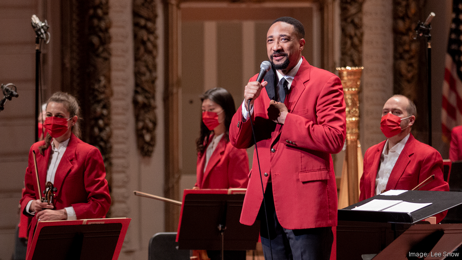 Damon Gupton leads Cincinnati Pops in spirited trip through film ...