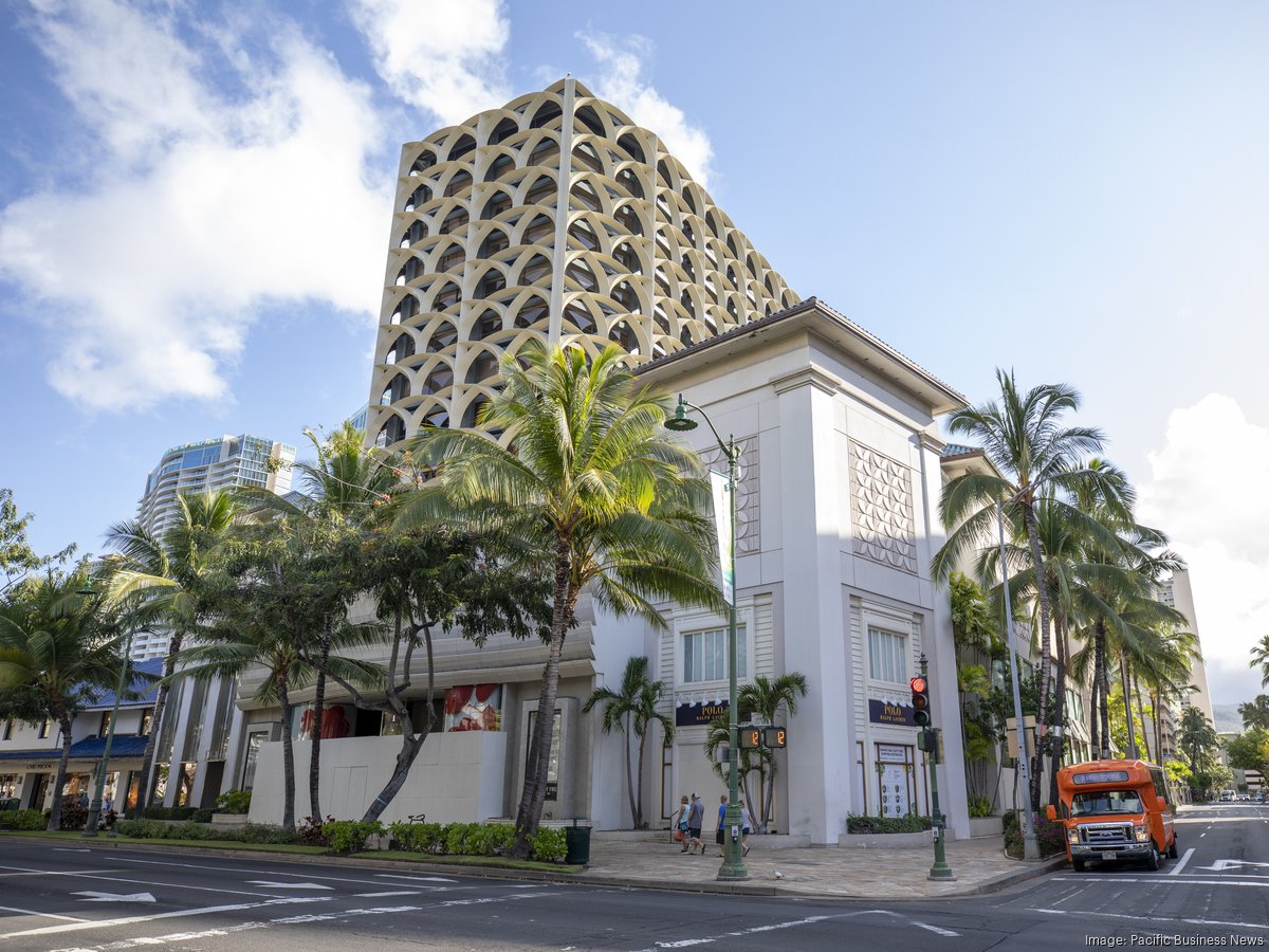 DFS Waikiki store reopens with largest beauty hall in Hawaii