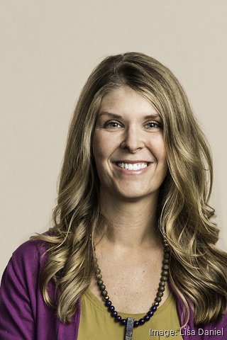 Lauren Lowe's Instagram, Twitter & Facebook on IDCrawl