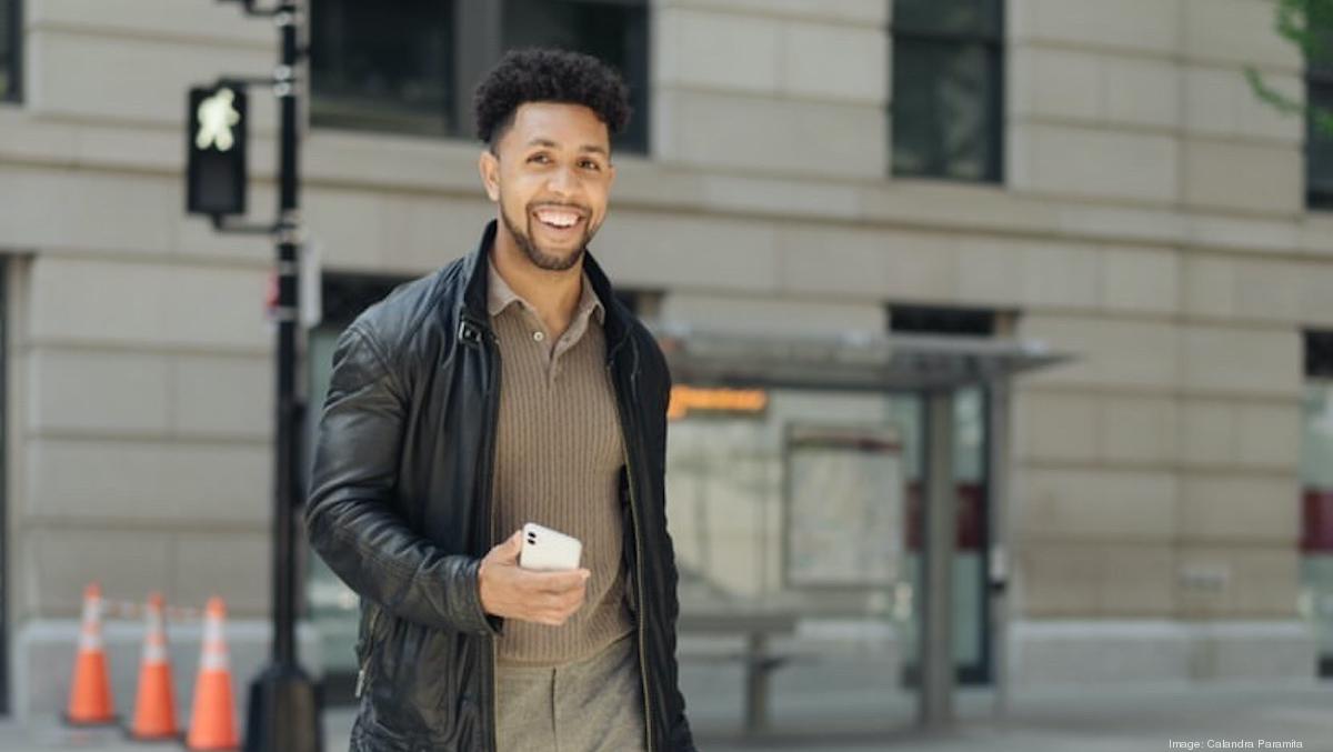 booz-allen-data-scientist-by-day-tailor-by-night-meet-streetsmart