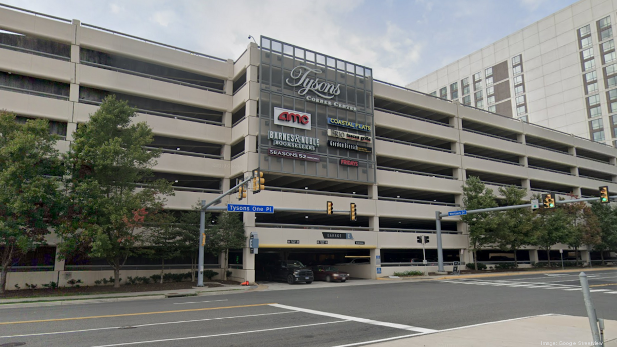 What happened at Tysons Corner Center in Virginia?