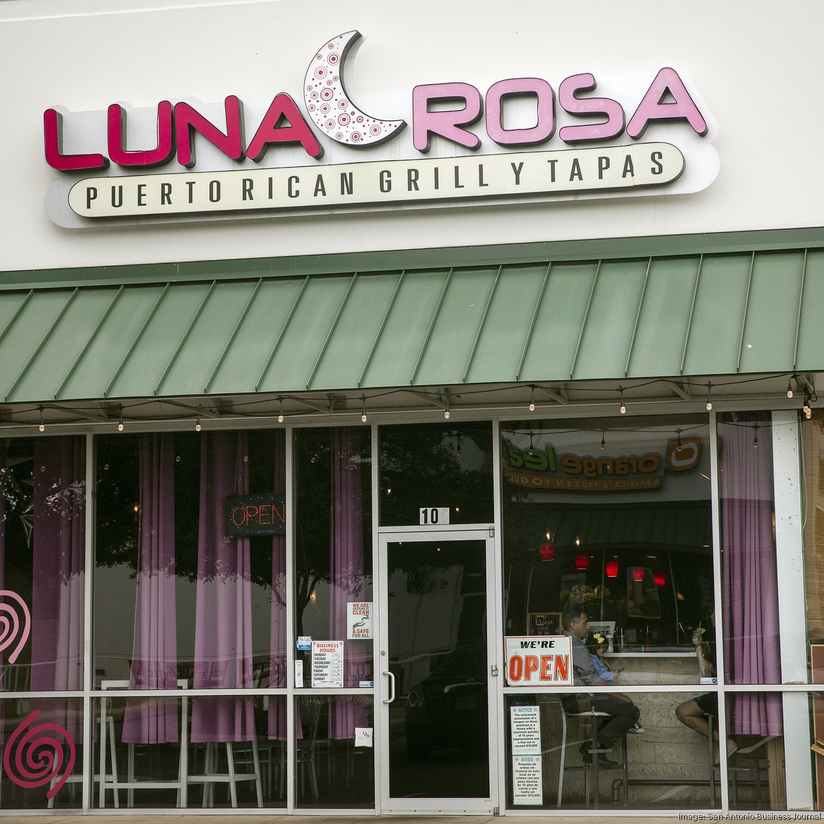 Luna Rosa Restaurant y Tapas (@lunarosatx) • Instagram photos and