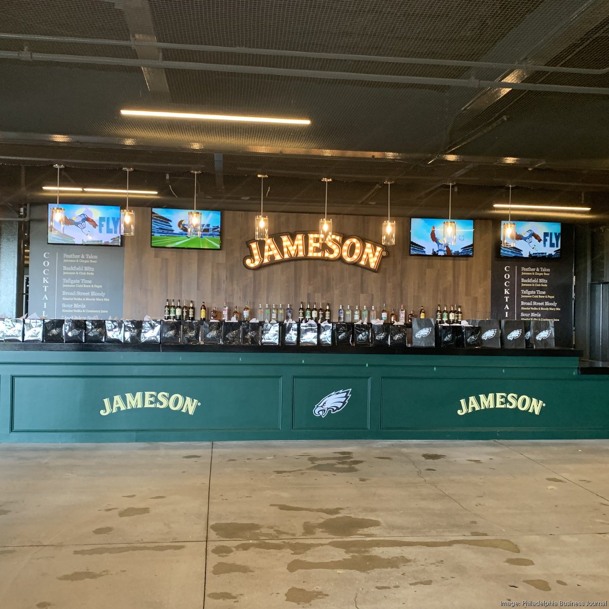 Philadelphia Eagles add $5,500 membership lounge, new whiskey bar for 2021  season - Philadelphia Business Journal