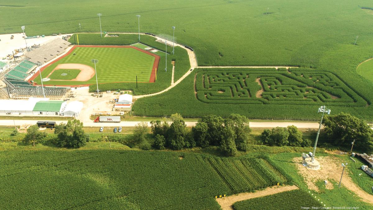 Photos: A look inside 2021 MLB Field of Dreams Game