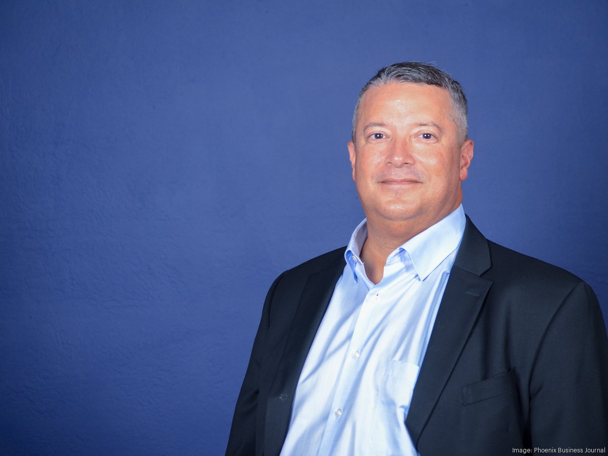 velezdaniel11*1200xx4352-3264-